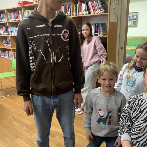 4a liest vor