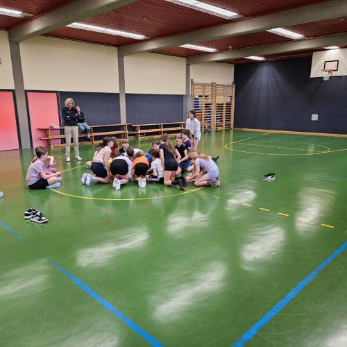 ganz konzentriert im Team