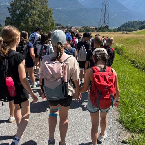 Wir wandern gemeinsam