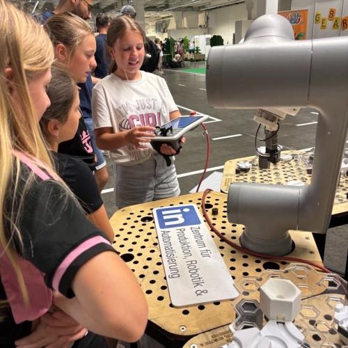 Besuch der Weltenbummlermesse der Klassen 1a, 2b, 2c