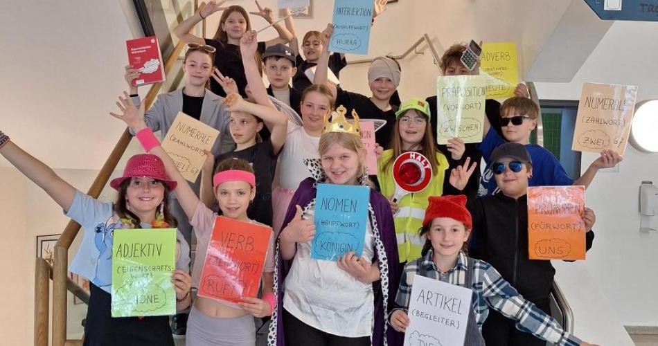 Schüler:innen die beim Klassentheater mitgewirkt haben