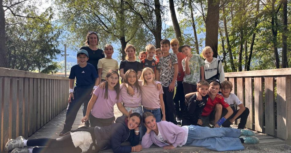 Gruppenfoto der Klasse 1d Brücke Gaisau
